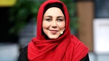 بهنوش بختیاری در کنار بادیگاردهایش