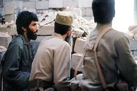 لحظات دیده نشده‌ای از حضور «رهبر انقلاب» در خرمشهر در کنار «شهید جهان آرا»