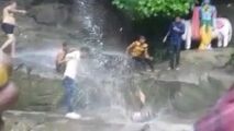 لحظه وحشتناک سقوط مرد جوان از آبشار حین گرفتن سلفی