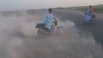 تصادف دردناک حین انجام حرکات نمایشی با موتور