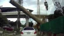 صحنه وحشتناک از سقوط شمع فولادی چهار تنی روی اتومبیل