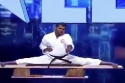 اتفاقی عجیب و جالب در مسابقه استعدادیابی هند