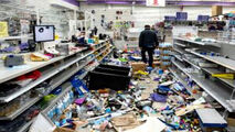 غارت فروشگاه‌ها ادامه دارد!