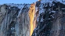پدیده‌‎ای زیبا به نام آبشار آتش+ فیلم