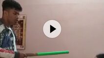 اقدام گستاخانه نوجوان شرور با مادرش!