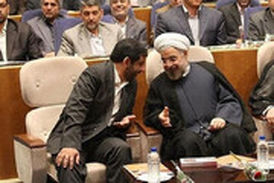  جزئیات دعوای رئیس جمهور و ضرغامی و آشتی‌شان با بیان رهبر انقلاب