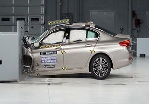 تست تصادف bmw سری 5