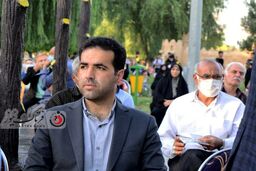 رای به تفکرات گذشته، دور باطل است/ ربیع زاده شایستگی حضور در شورا را دارد 