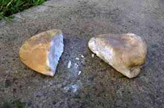 قدرت حیرت انگیز دستان یک جوان چینی