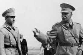 این فیلم تقدیم به طرفداران خاندان پهلوی