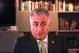 پذیرایی تاریخی رضا پهلوی از میهمانش!