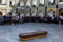  تشییع پیکر قاری قرآنی که بزرگان مشهد را به صحن جمهوری آورد