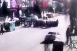 حادثه وحشتناکی که راننده در مقابل یک مدرسه رقم زد!