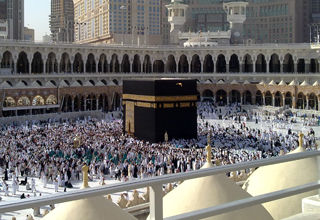 اقدام عجیب سه کودک در نزدیکی مسجدالحرام