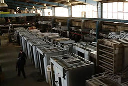  چرخ کارخانه‌‌ ای 40 ساله در آستانه توقف+فیلم