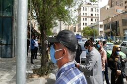 تجمع سهامداران مقابل بورس تهران 