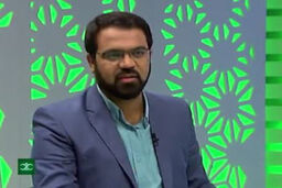 کنایه مجری برنامه ثریا به برخی از مسئولان مرفهی که دعوت به مقاومت می‌کنند