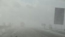 ناپدیدشدن جاده های زنجان زیر مه غلیظ