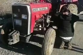 
کشف ۲۵۰ کیلوگرم حشیش از یک تراکتور + فیلم