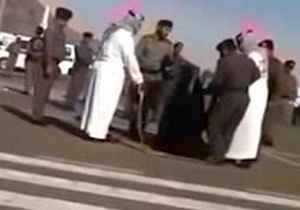اعدام یک زن با شمشیر در عربستان + فیلم 