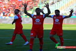 خیلی خوشحالم که در پرسپولیس بازی می کنم