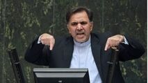انتقاد شدید یک شهروند از رئیس جمهور در مقابل وزیر راه