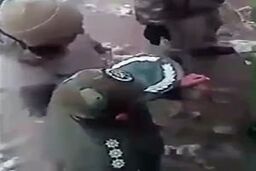 خدمت صادقانه یک سرهنگ به سیل زدگان