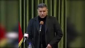 اشک‌های علی دایی در مراسم افتتاح واحدهای مسکونی زلزله‌زدگان کرمانشاه