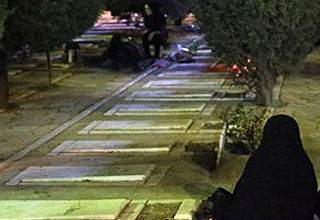 ماجرای زن سیاه‌پوشی که عمو پورنگ هر بار در بهشت زهرا می‌بیند