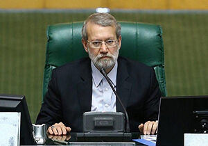 لاریجانی: سؤال از رئیس‌جمهور نشان‌دهنده عمق تفکر دموکراتیک در ایران است!