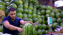 بازار داغ فروش هندوانه در ایتالیا
