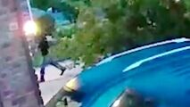 واکنش قاتل پس از مشاهده مدرک اثبات جرمش در دوربین همسایه!