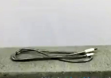 سیم شارژری که اره برقی هم نمی‌تواند آن را پاره کند!