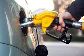 وضعیت جایگاه‌های سوخت تهران، دو ساعت پس از اعلام رسمی نرخ جدید بنزین + فیلم