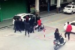 بی احتیاطی مادر جوان حادثه وحشتناکی را رقم زد!