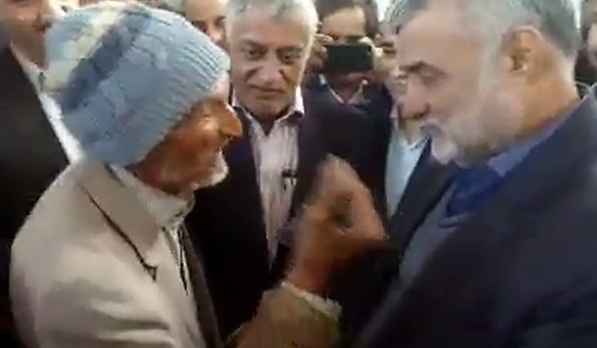 برخورد قابل تامل پیرمرد طبسی با وزیر جهاد کشاورزی