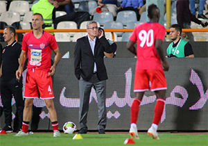 حواشی بازی پرسپولیس و نساجی!