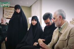 حضور سردار سلیمانی در منزل شهید خوش‌لفظ