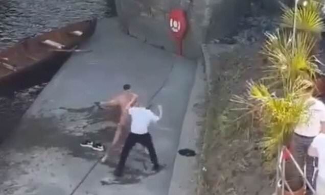 ضرب و شتم پسر جوان به دلیل شنا در رودخانه!