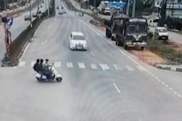 حادثه دلخراش در خیابانی در هند
