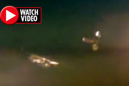 پرسه دو شی ناشناس عجیب در نزدیکی ایستگاه فضایی!