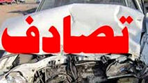 تصادف کامیون با خودروی سواری در بزرگراه + فیلم
