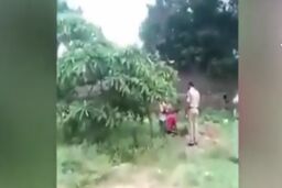 دستگیری پدر حین زنده به گور کردن فرزندش!