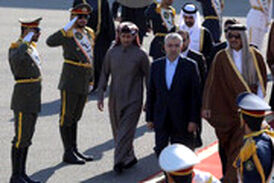 کدام وزیر از امیر قطر در تهران استقبال کرد؟