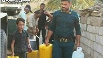 گریه‌های خواهر کوچک شهید ناجا در ماهشهر
