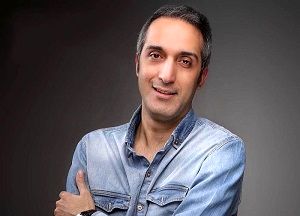 شعرخوانی غیراخلاقی امیرمهدی ژوله در هند