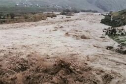 جاری‌شدن سیلاب در روستای حسینان دامغان