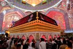 ضریح مطهر امیرالمومنین(ع) سیاه‌پوش شد