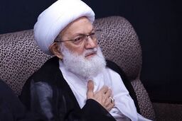 اشک‌های شیخ عیسی قاسم در روضه امام حسین (ع)