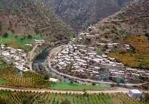 طبیعت پاییزی و رنگارنگ در روستای دلمرز در مریوان+ فیلم 